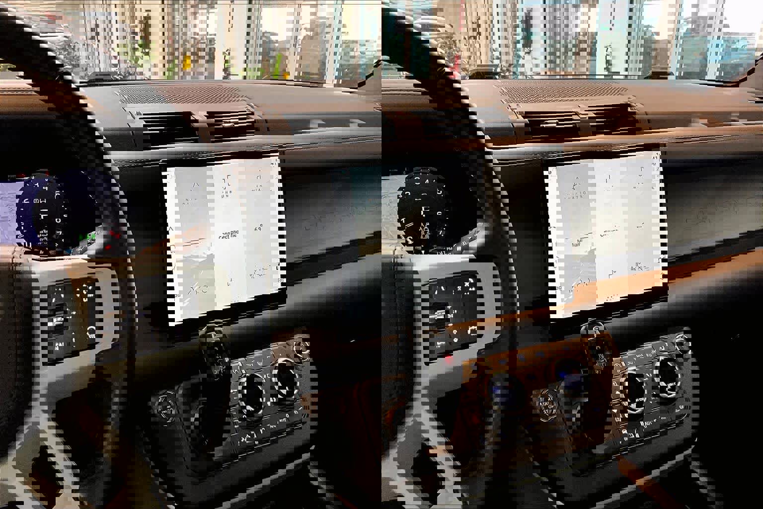 Used 2023 Land Rover Defender 130 First Edition AWD/4WD image 7