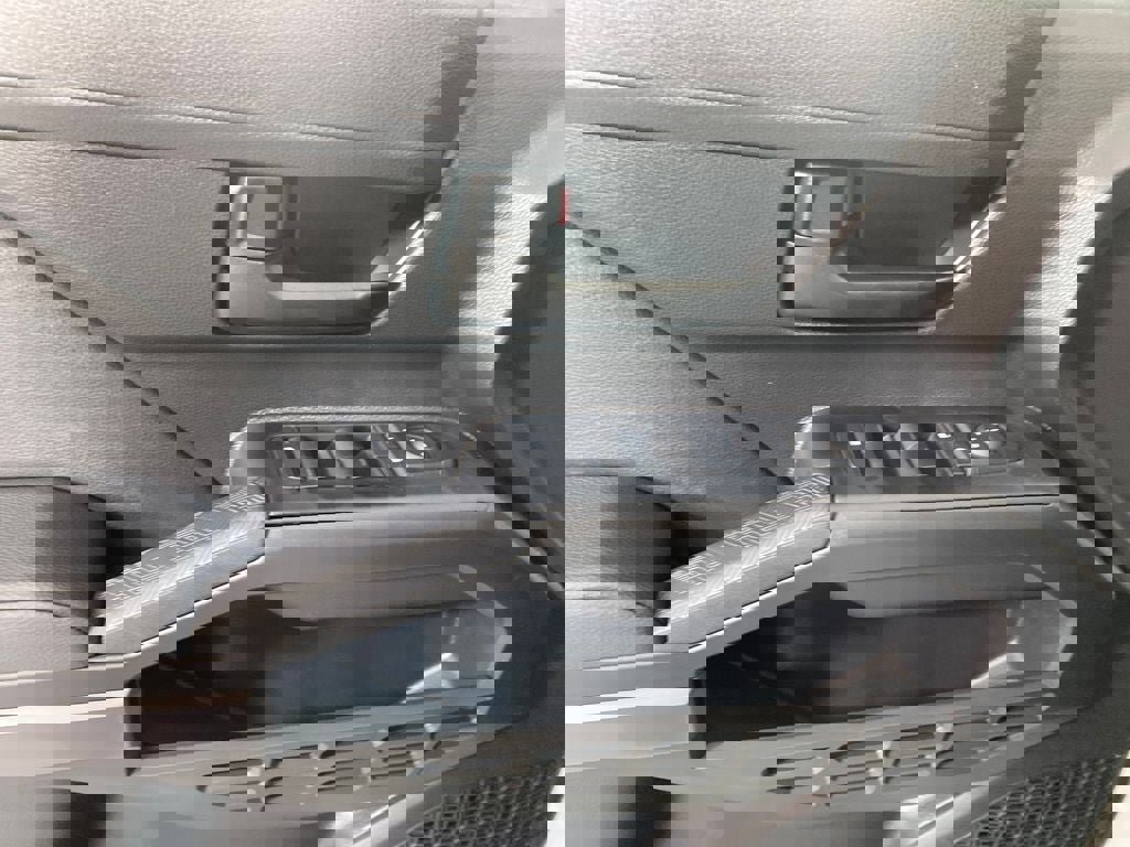 New 2025 Toyota Tacoma SR5 image 11