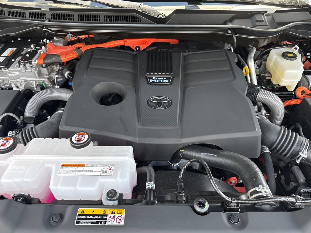 Used 2026 Toyota Sequoia Platinum AWD/4WD image 31