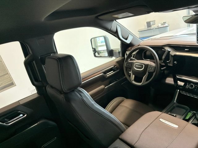 New 2026 GMC Sierra 3500 Denali w/ Technology Package AWD/4WD image 31