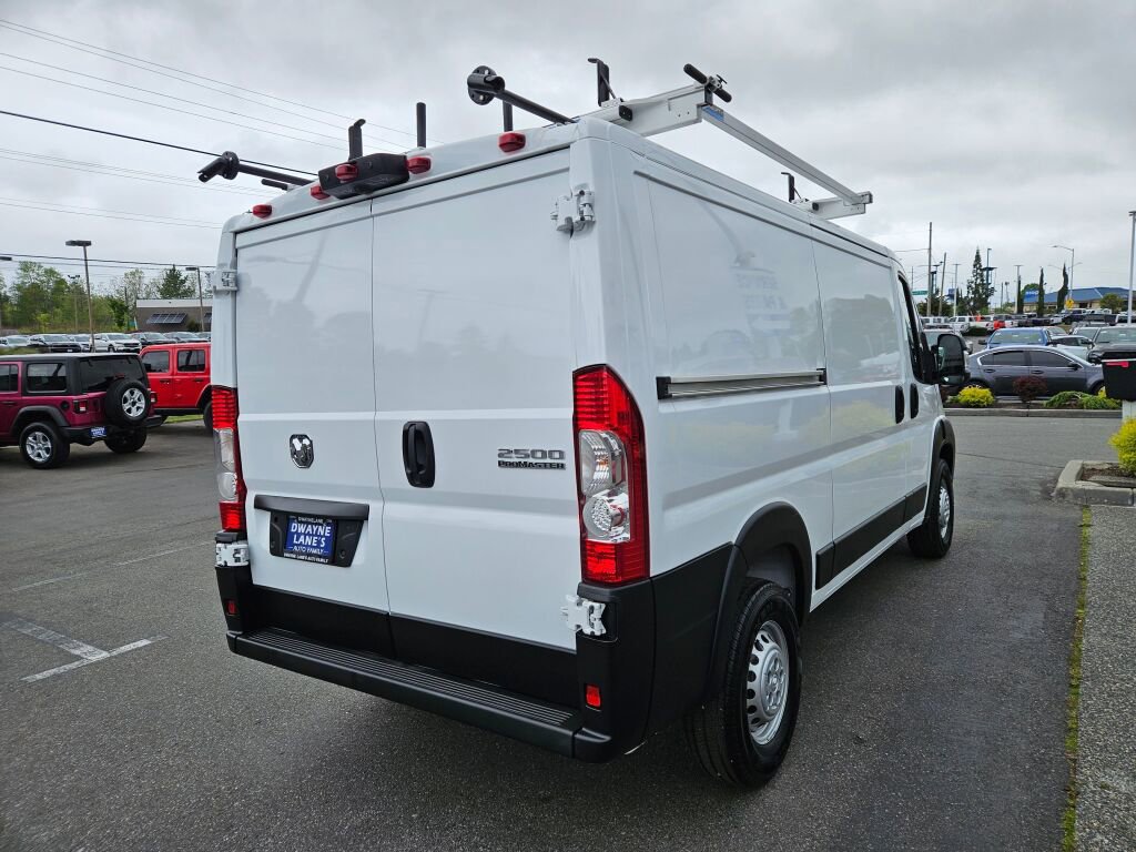 Used 2025 RAM ProMaster 2500 w/ Convenience Group FWD image 5