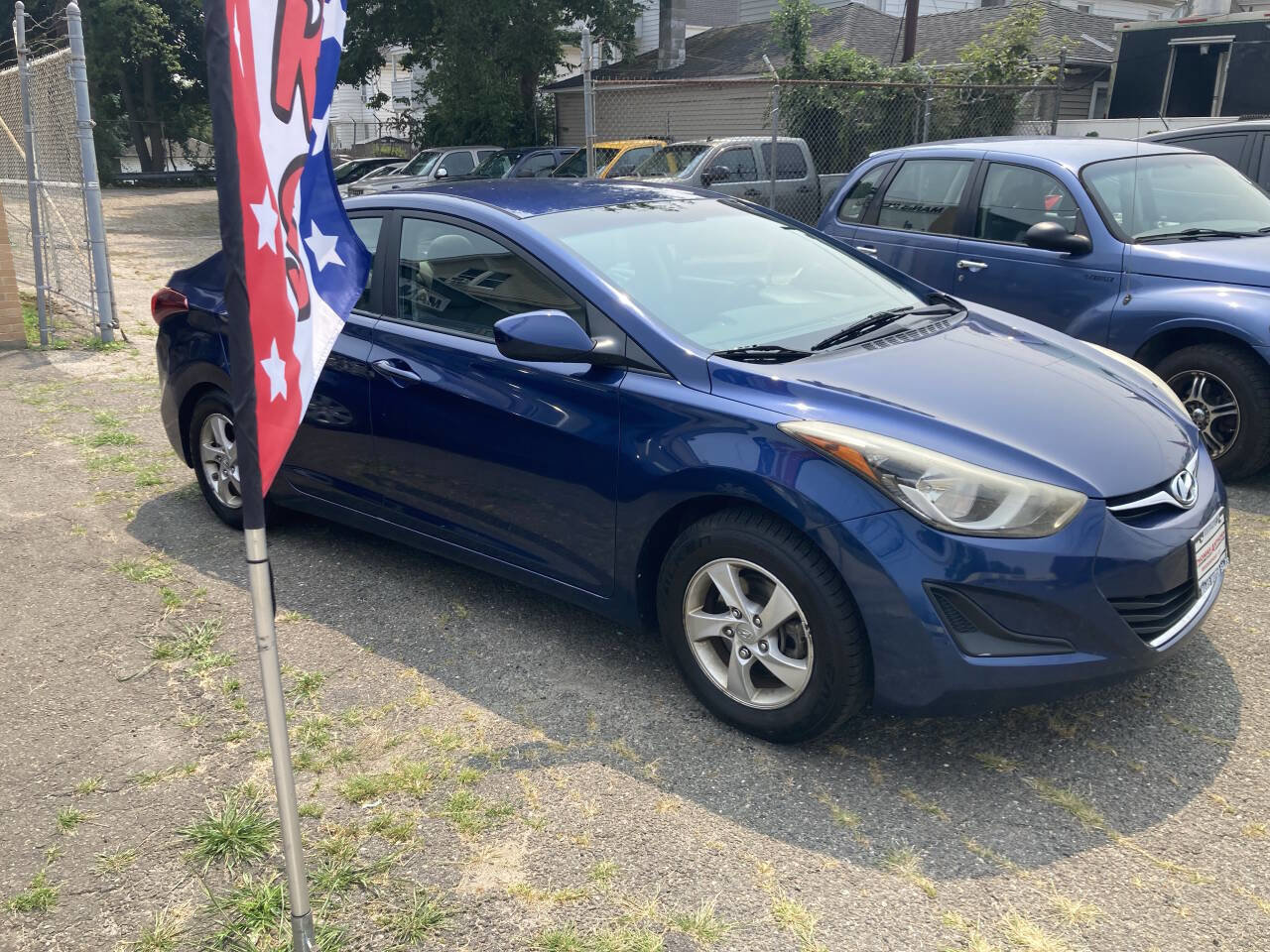 Used 2015 Hyundai Elantra SE image 8