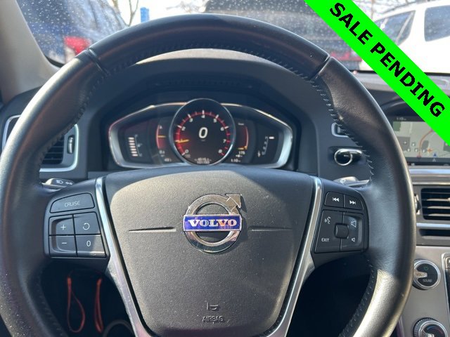 Used 2017 Volvo S60 T5 Dynamic image 23