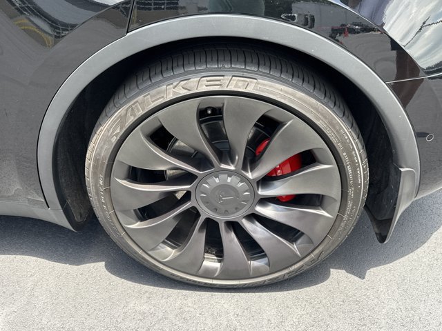 Used 2022 Tesla Model Y Performance AWD/4WD image 22