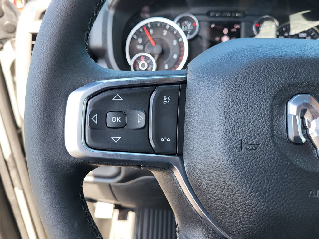 New 2026 RAM 2500 Big Horn AWD/4WD image 28