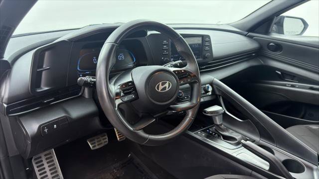 Used 2025 Hyundai Elantra Sport FWD image 27
