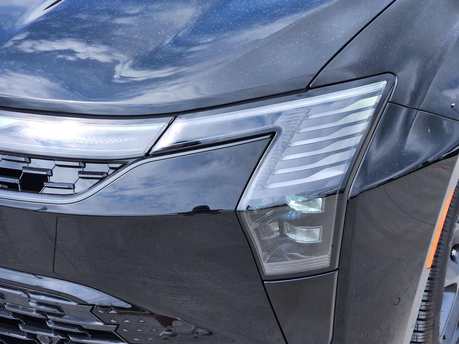 New 2027 Chrysler Pacifica Limited w/ S Appearance Package FWD image 9