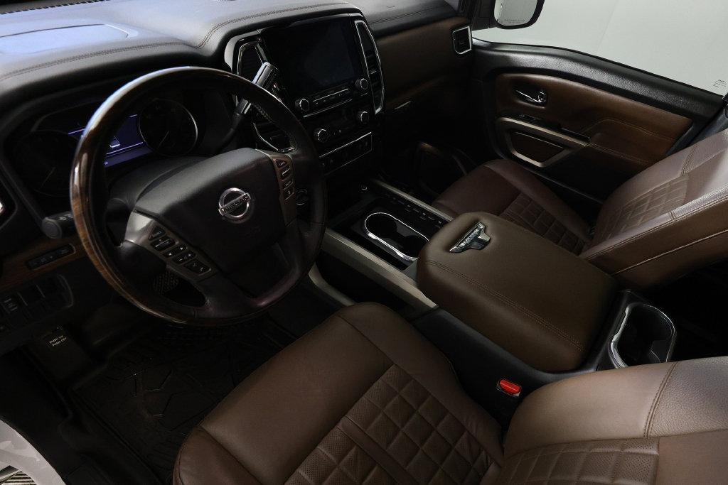 Used 2021 Nissan Titan Platinum Reserve w/ Moonroof Package AWD/4WD image 18