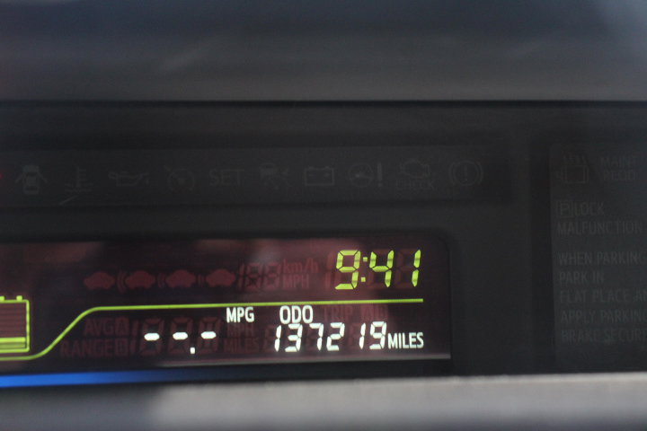 Used 2013 Toyota Prius V Five FWD image 29