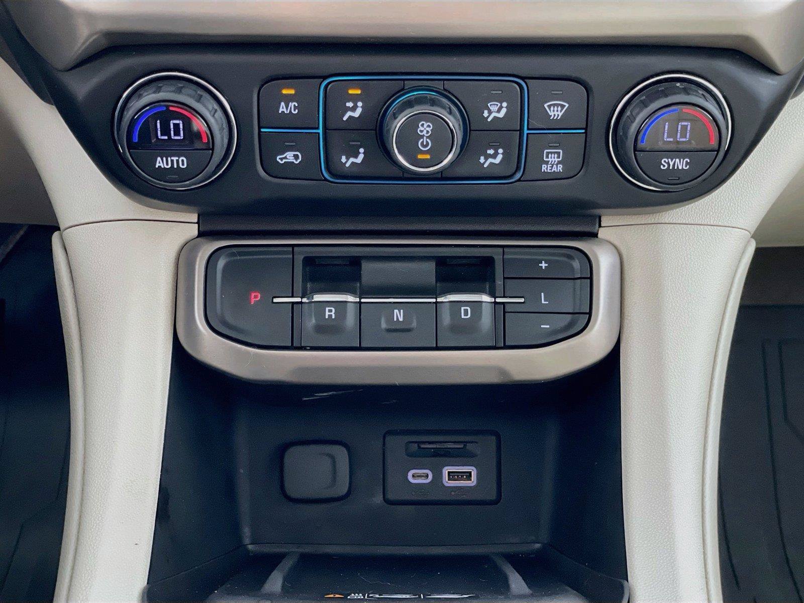 Used 2021 GMC Acadia Denali w/ Denali Technology Package FWD image 20