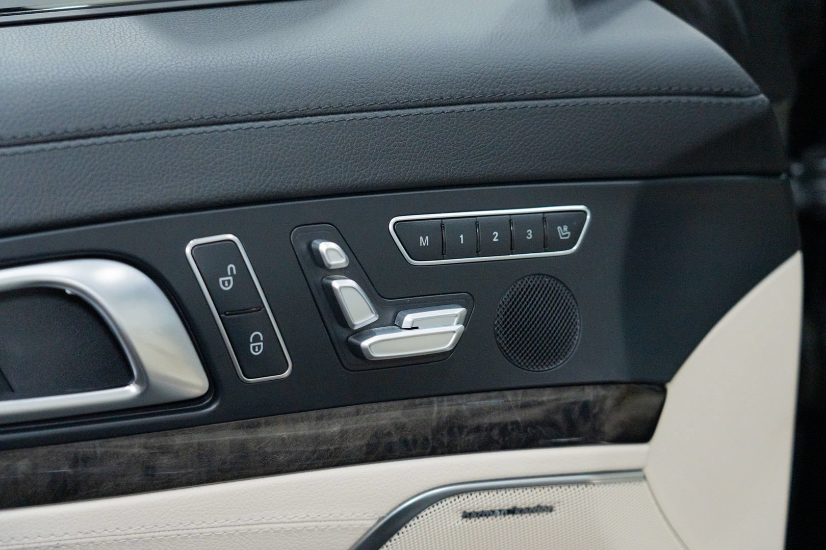 Used 2013 Mercedes-Benz SL 550 image 20