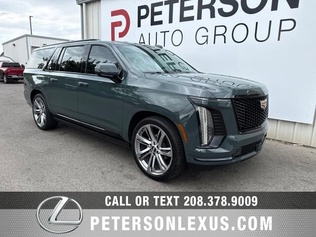 Used 2025 Cadillac Escalade ESV Sport w/ Touring Package AWD/4WD image 2