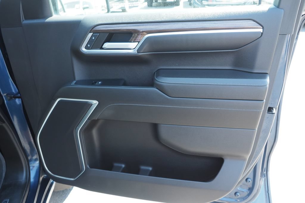 Used 2022 Chevrolet Silverado 1500 RST AWD/4WD image 22