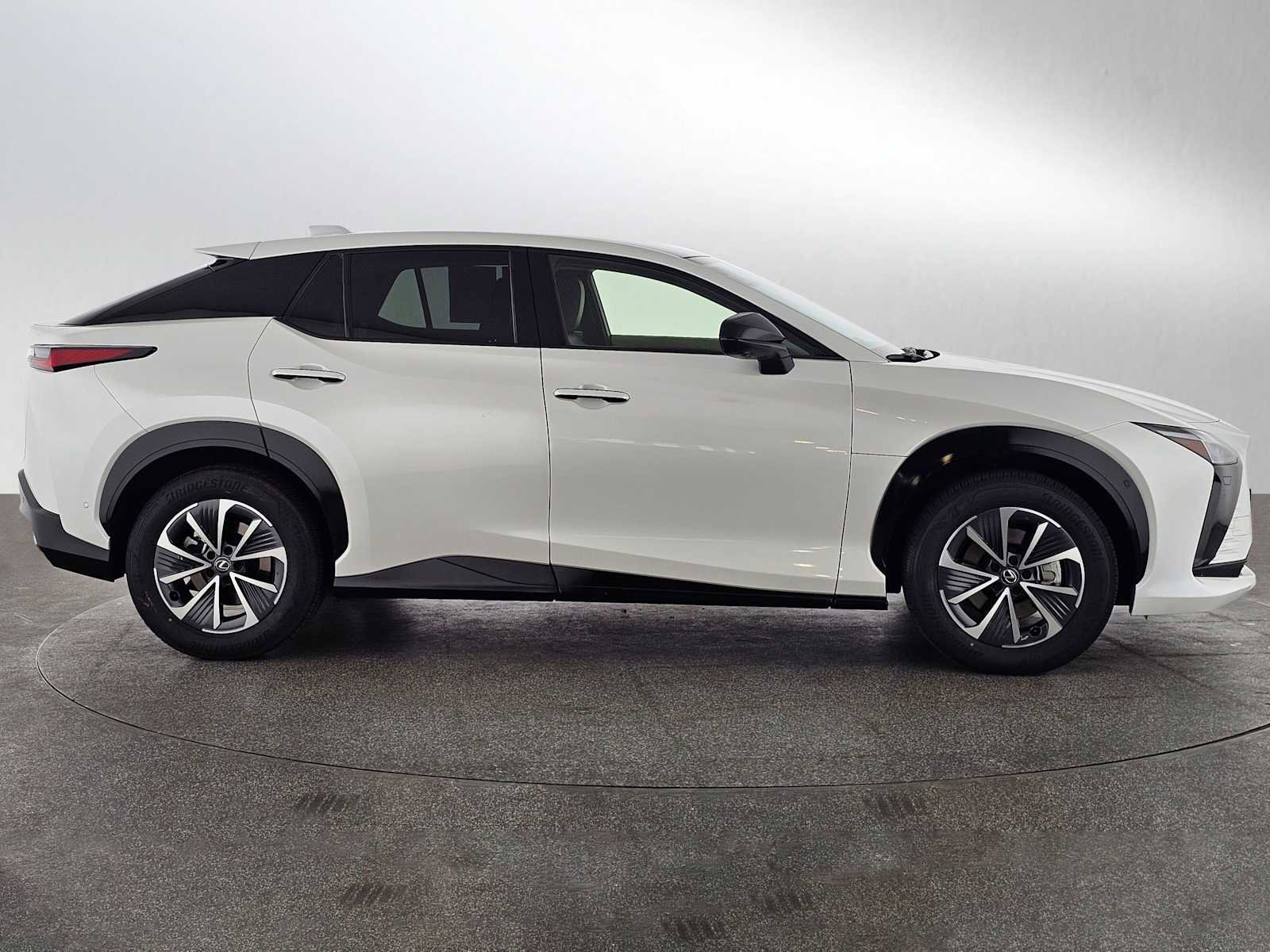 Certified 2023 Lexus RZ 450e Premium w/ Technology Package image 2