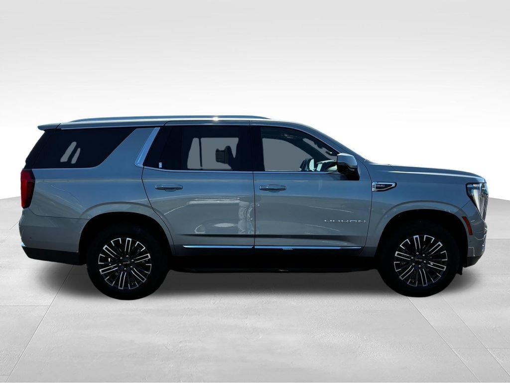 Used 2025 GMC Yukon Elevation w/ Elevation Premium Package AWD/4WD image 5