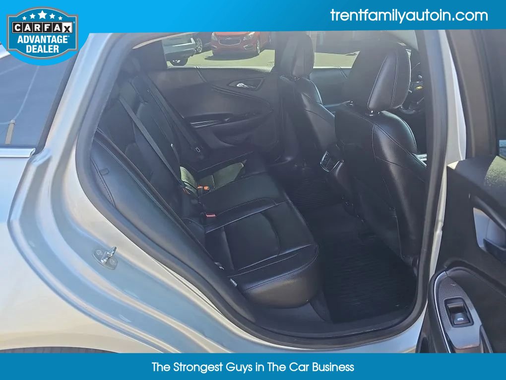 Used 2017 Chevrolet Malibu LT w/ Leather Package image 17