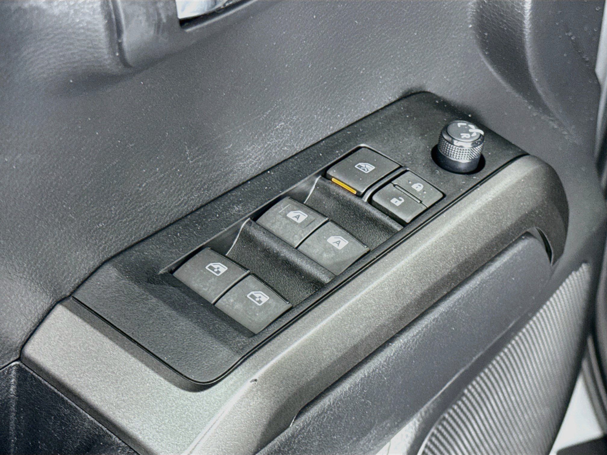 Used 2023 Toyota Tacoma TRD Off-Road AWD/4WD image 17