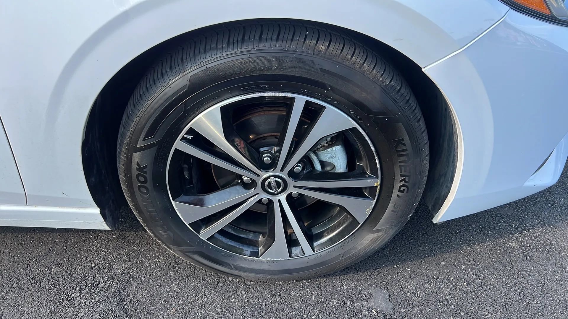Used 2023 Nissan Sentra SV image 34
