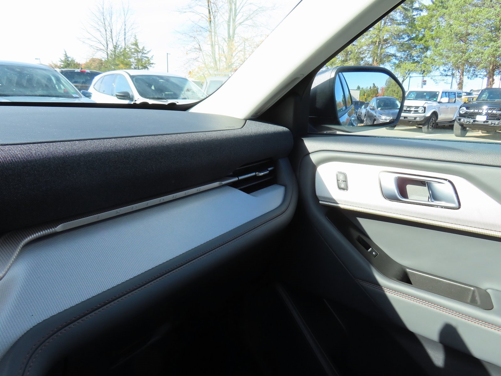 New 2026 Ford Explorer Active image 11