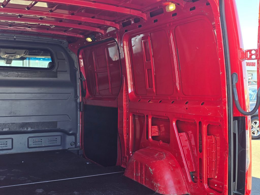 Used 2022 Mercedes-Benz Sprinter 2500 image 17