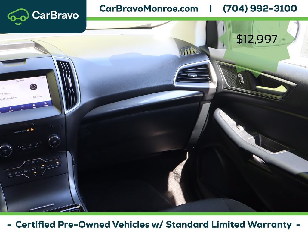 Used 2020 Ford Edge SE w/ Cargo Accessory Package FWD image 18