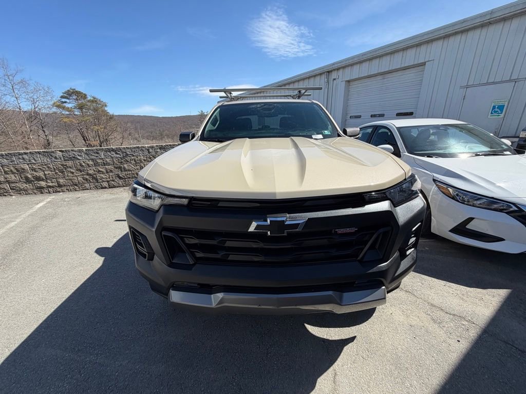 Used 2024 Chevrolet Colorado Trail Boss image 8