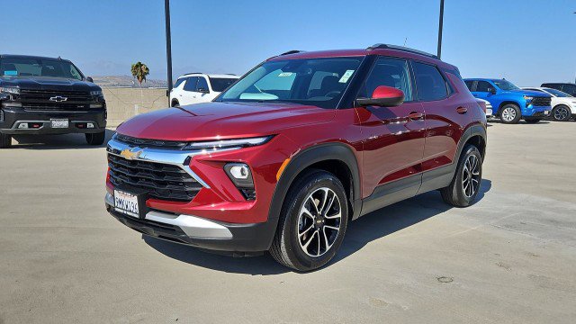 Used 2024 Chevrolet TrailBlazer LT w/ Convenience Package FWD image 1