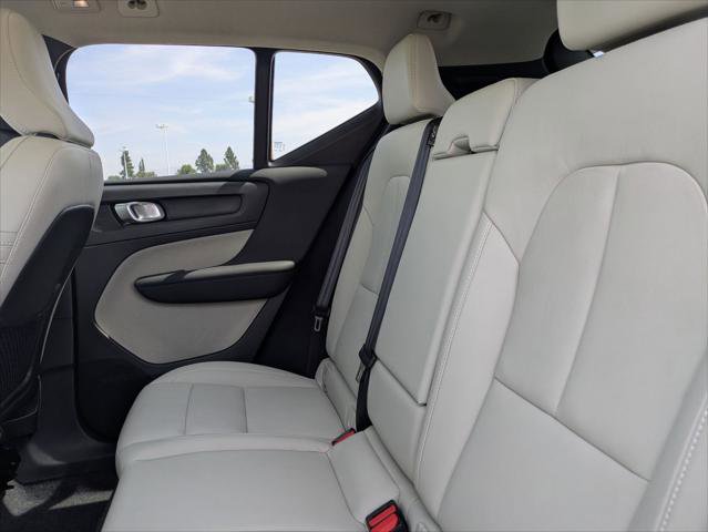 Used 2026 Volvo XC40 B5 Ultra w/ Climate Package AWD/4WD image 21