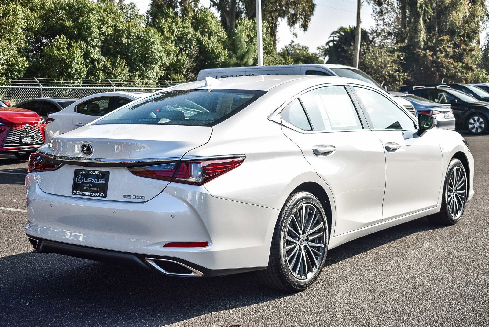 New 2025 Lexus ES 350 w/ Premium Package image 6