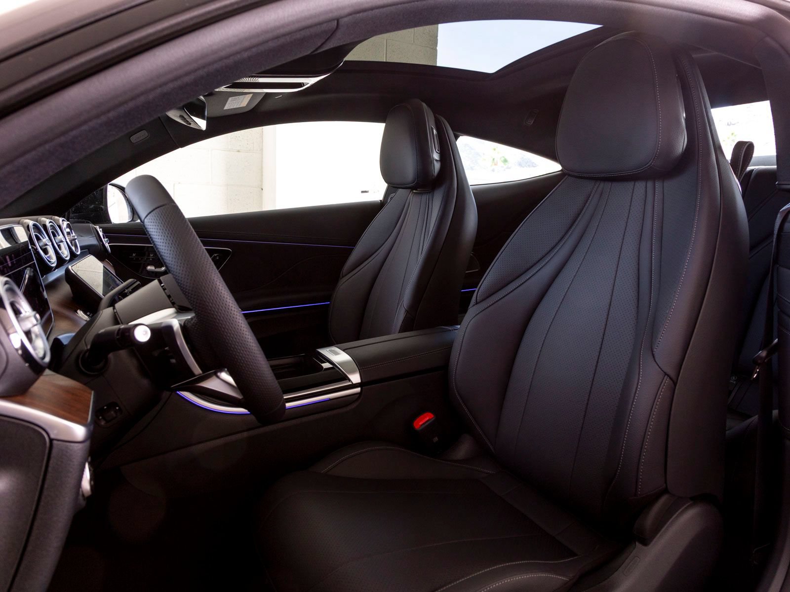Certified 2026 Mercedes-Benz CLE 300 4MATIC Coupe image 18