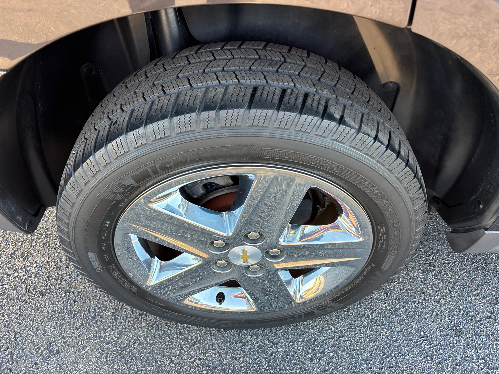 Used 2015 Chevrolet Equinox LTZ AWD/4WD image 10