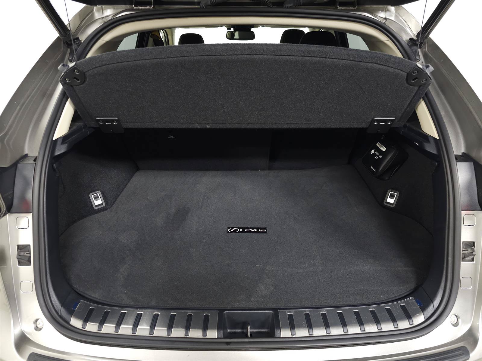 Certified 2020 Lexus NX 300 AWD w/ Premium Package image 7