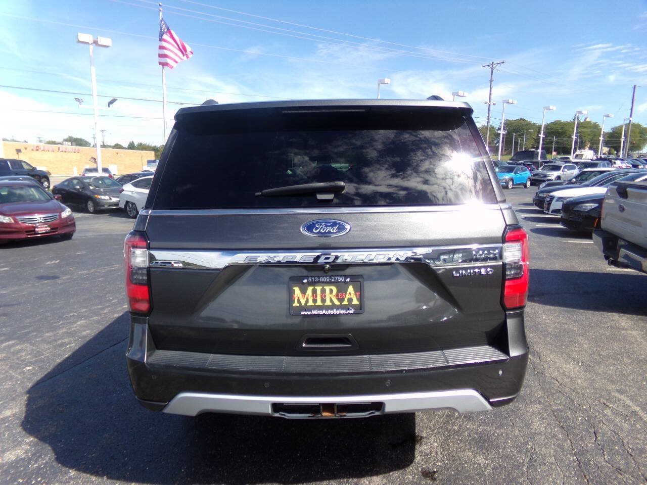 Used 2019 Ford Expedition Max Limited RWD image 3