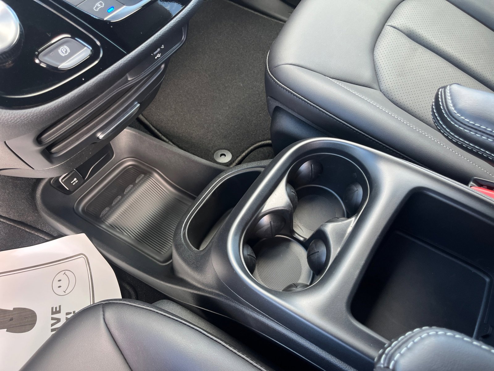 New 2026 Chrysler Pacifica Select image 24