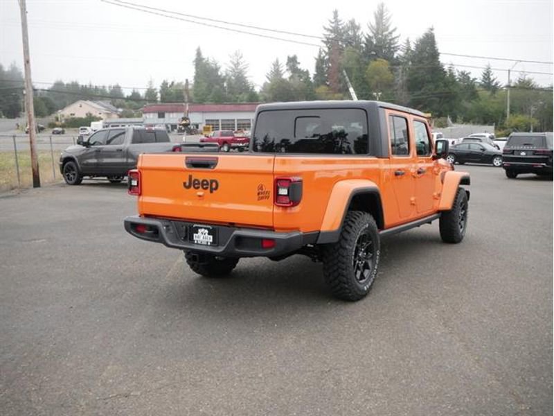 New 2025 Jeep Gladiator Willys image 5