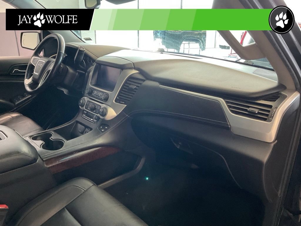 Used 2016 GMC Yukon SLT AWD/4WD image 18