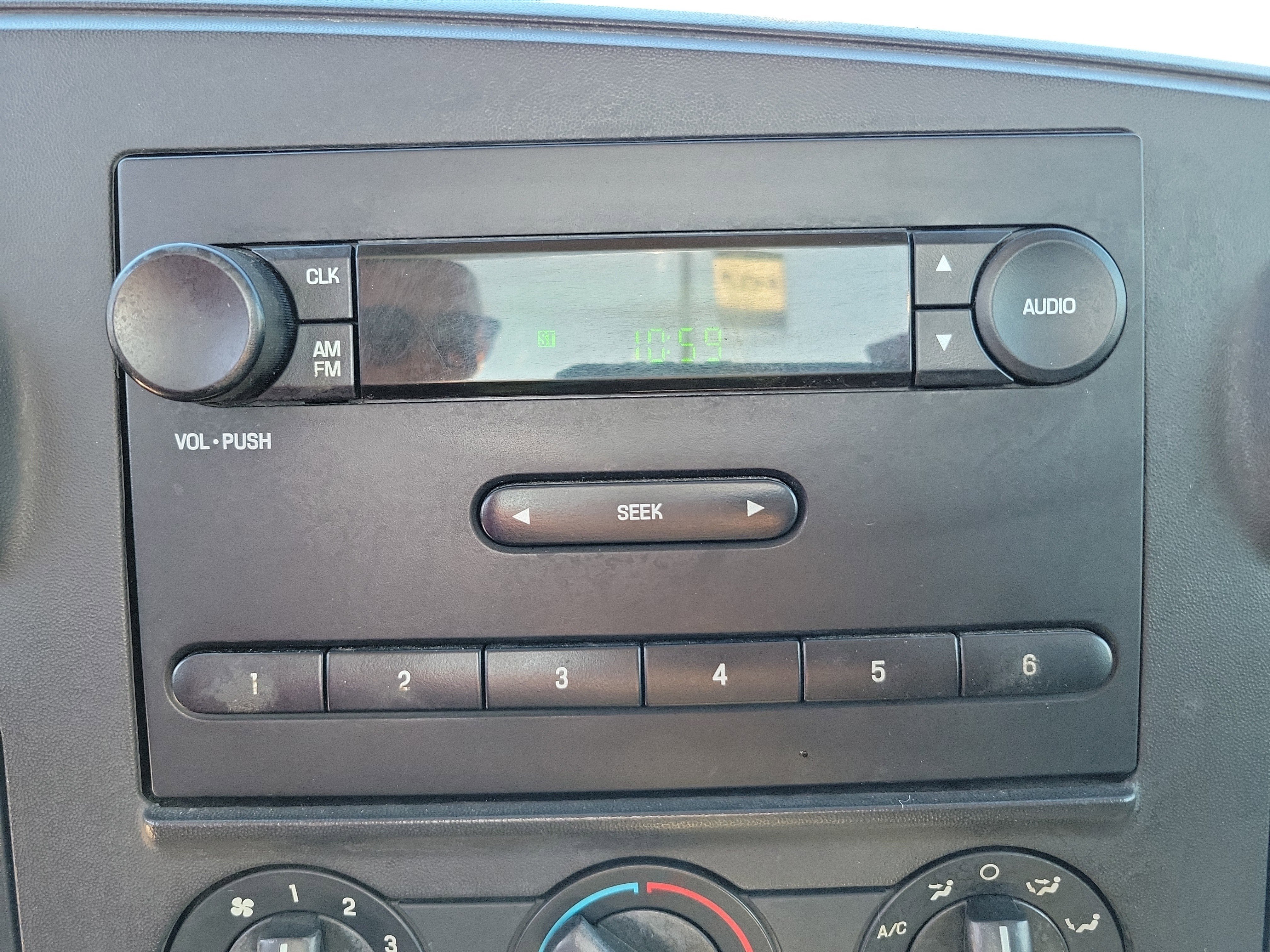 Used 2006 Ford F250 XL image 6