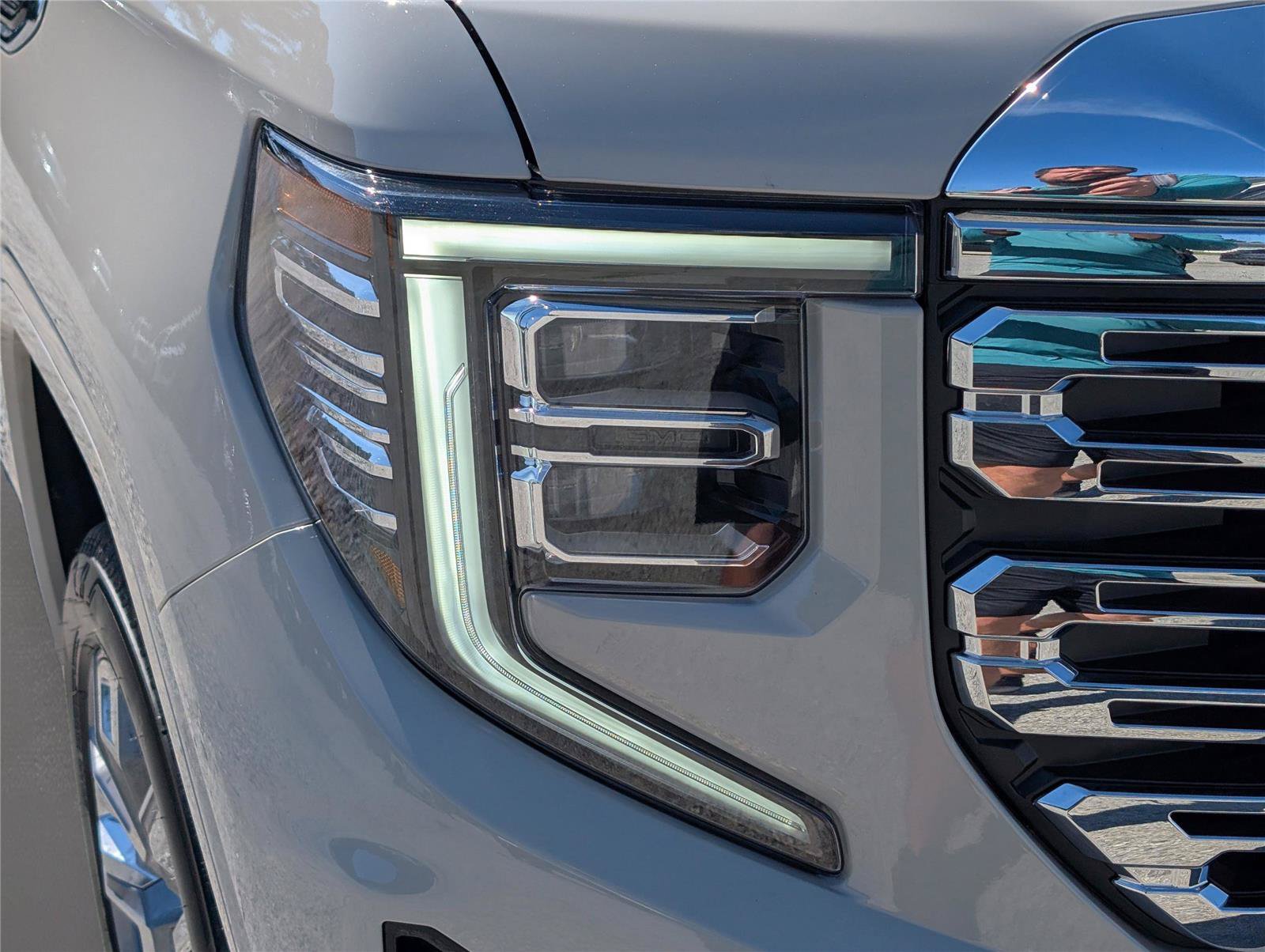 New 2026 GMC Sierra 1500 Denali w/ Denali Reserve Package AWD/4WD image 4