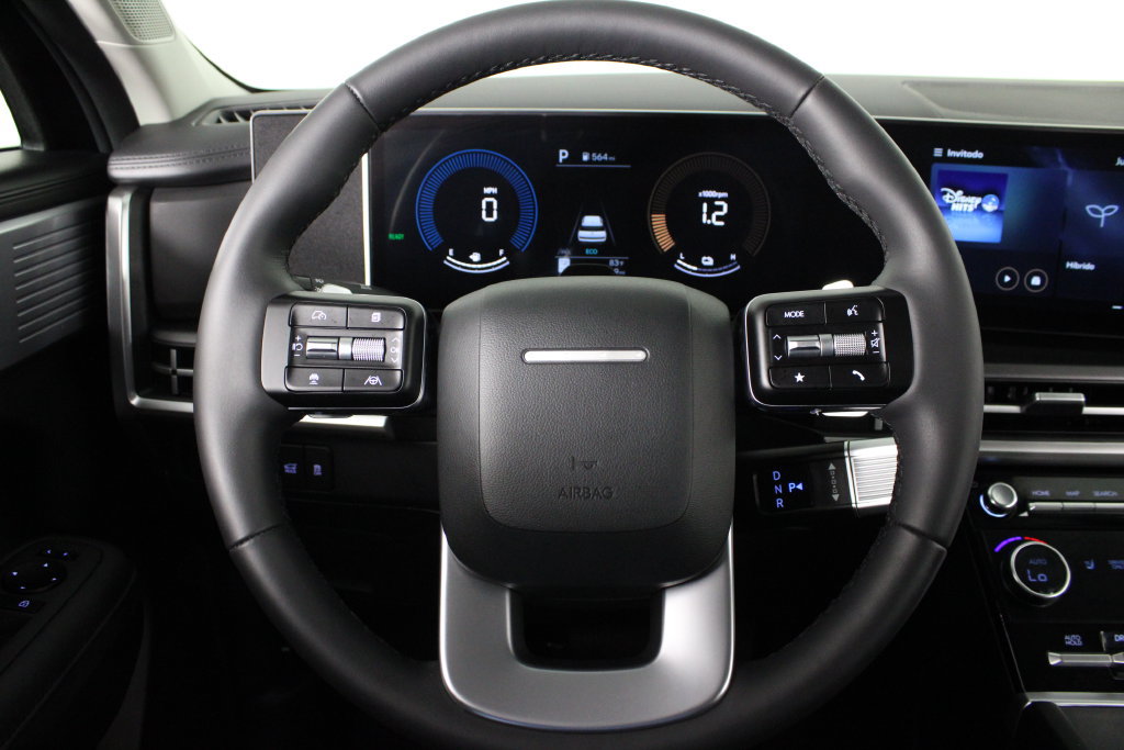 Used 2026 Hyundai Santa Fe SEL FWD image 10