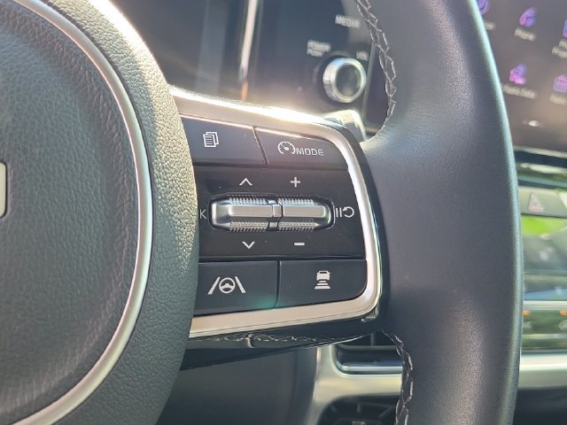 Certified 2023 Kia Sorento SX FWD image 27