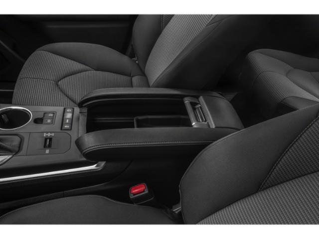 Used 2022 Toyota Highlander LE AWD/4WD image 14