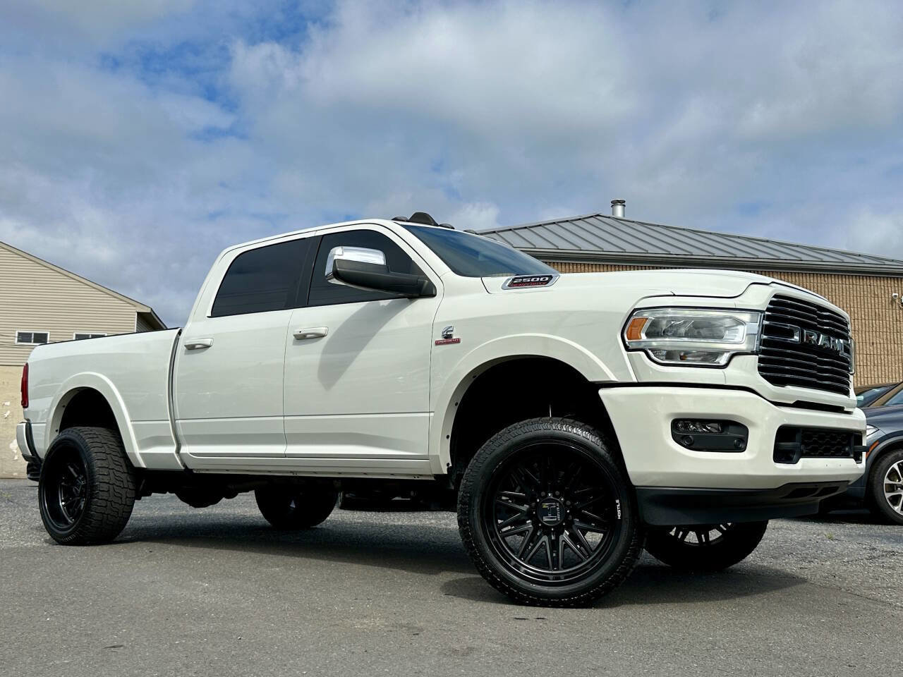 Used 2022 RAM 2500 Laramie image 2