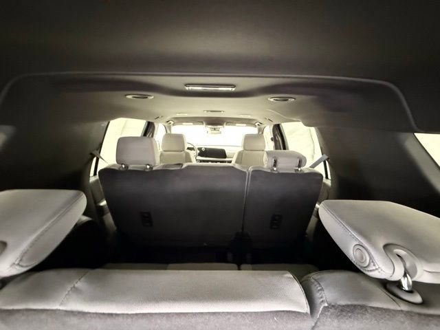 New 2026 Chevrolet Suburban LS w/ LPO, Dark Essentials Package image 31