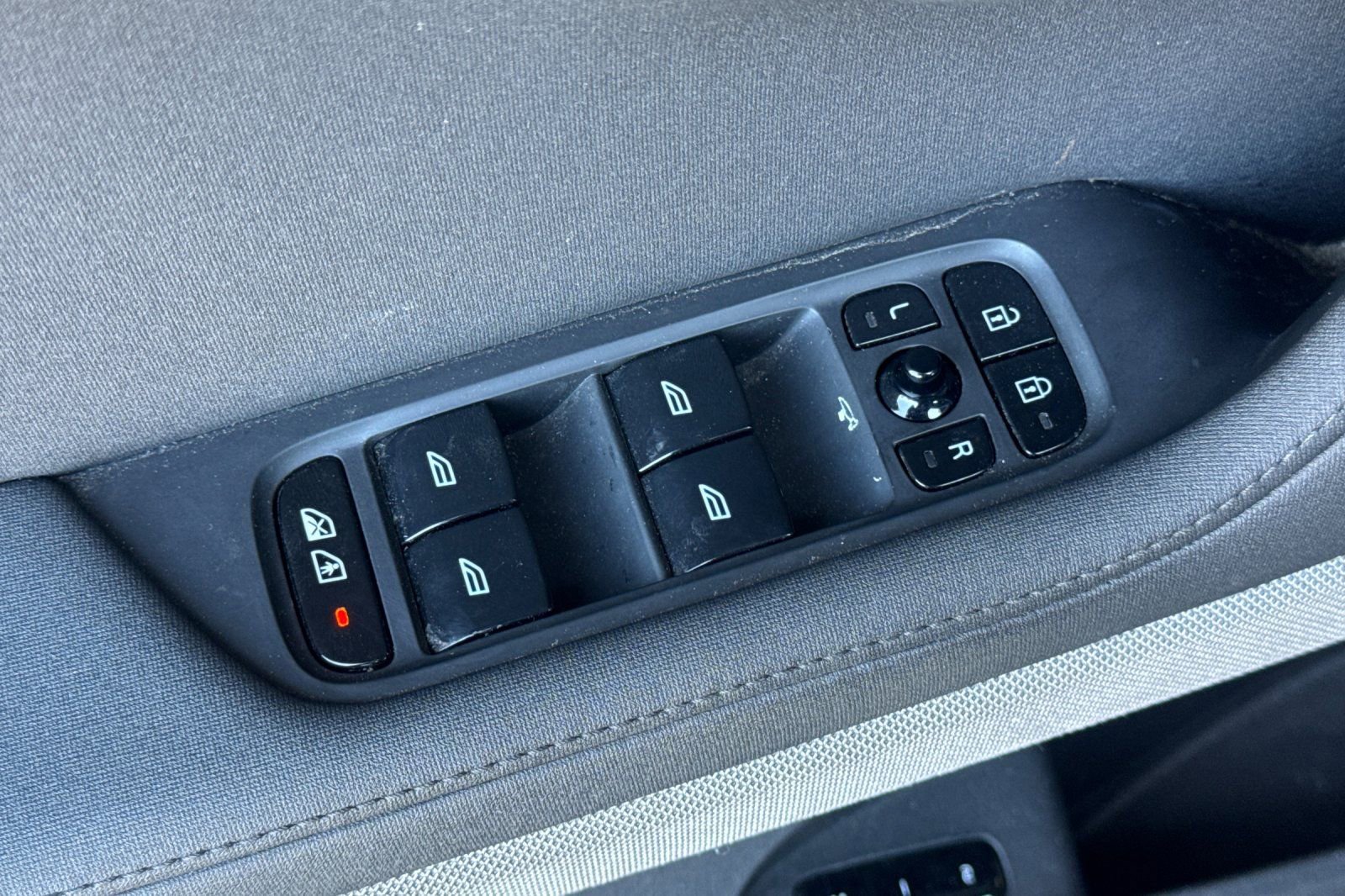 Used 2023 Polestar Polestar 2 w/ Pilot Pack AWD/4WD image 13