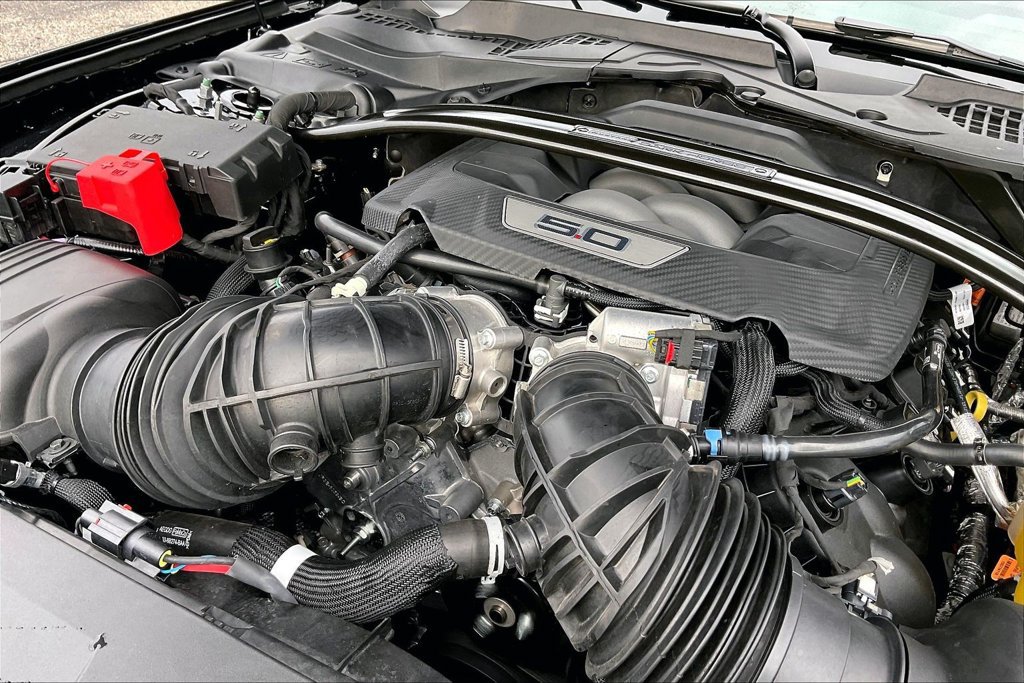Used 2026 Ford Mustang Dark Horse RWD image 25