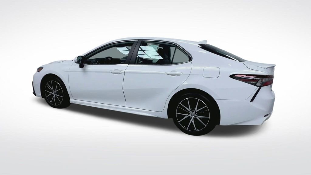 Certified 2024 Toyota Camry SE w/ Cold Weather Package image 8