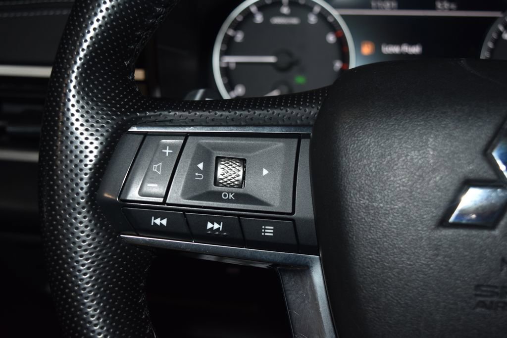 Used 2024 Mitsubishi Outlander SE image 7