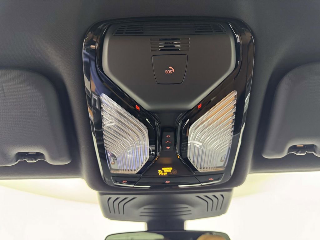 Used 2024 BMW X4 M40i w/ Premium Package image 25