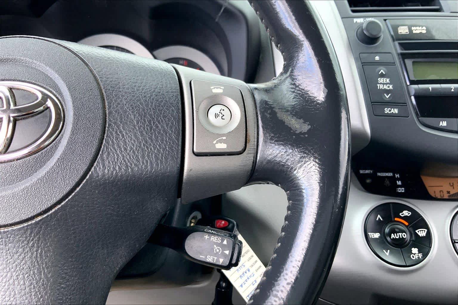 Used 2007 Toyota RAV4 Limited AWD/4WD image 23