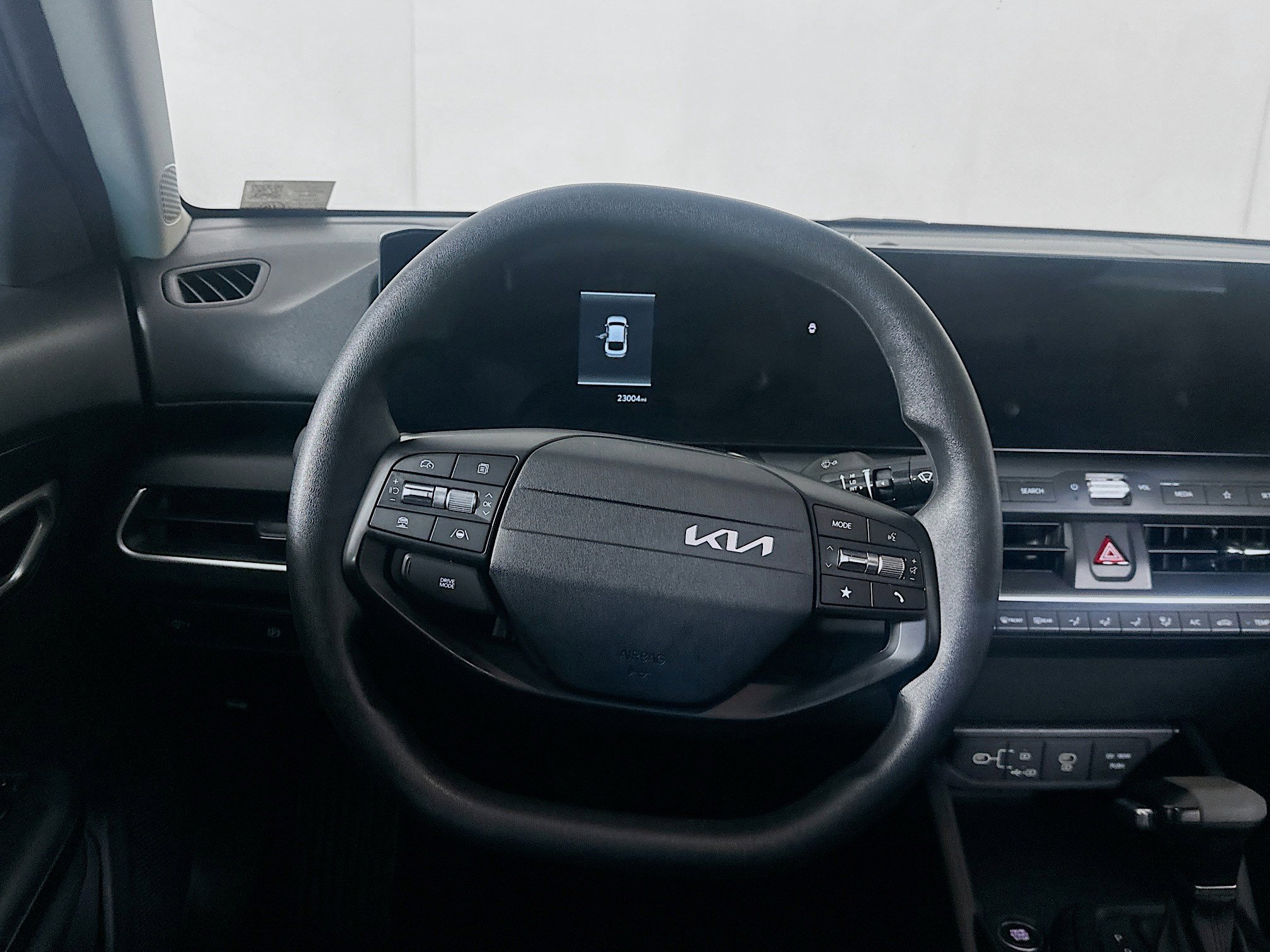 Used 2025 Kia K4 LXS image 17